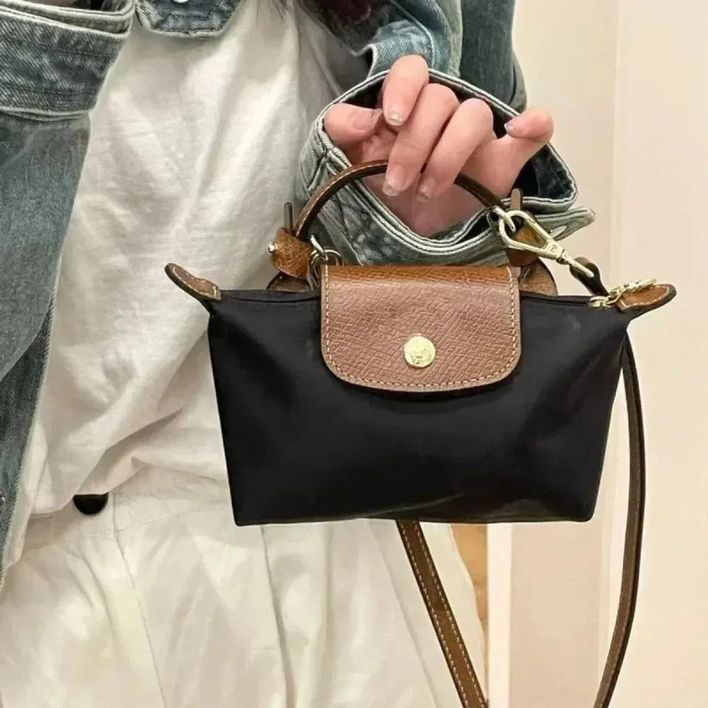 CarryGlow – Trendy Colorblock Mini Shoulder Bag for Women – 2025 Collection
