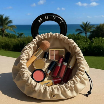 GlamourDraw - Revolutionize Your Beauty Routine with the Ultimate Makeup Bag!