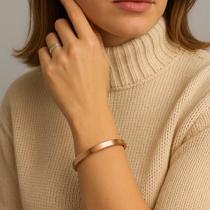 MagnetiGlow – Balance Your Energy, Elevate Your Style