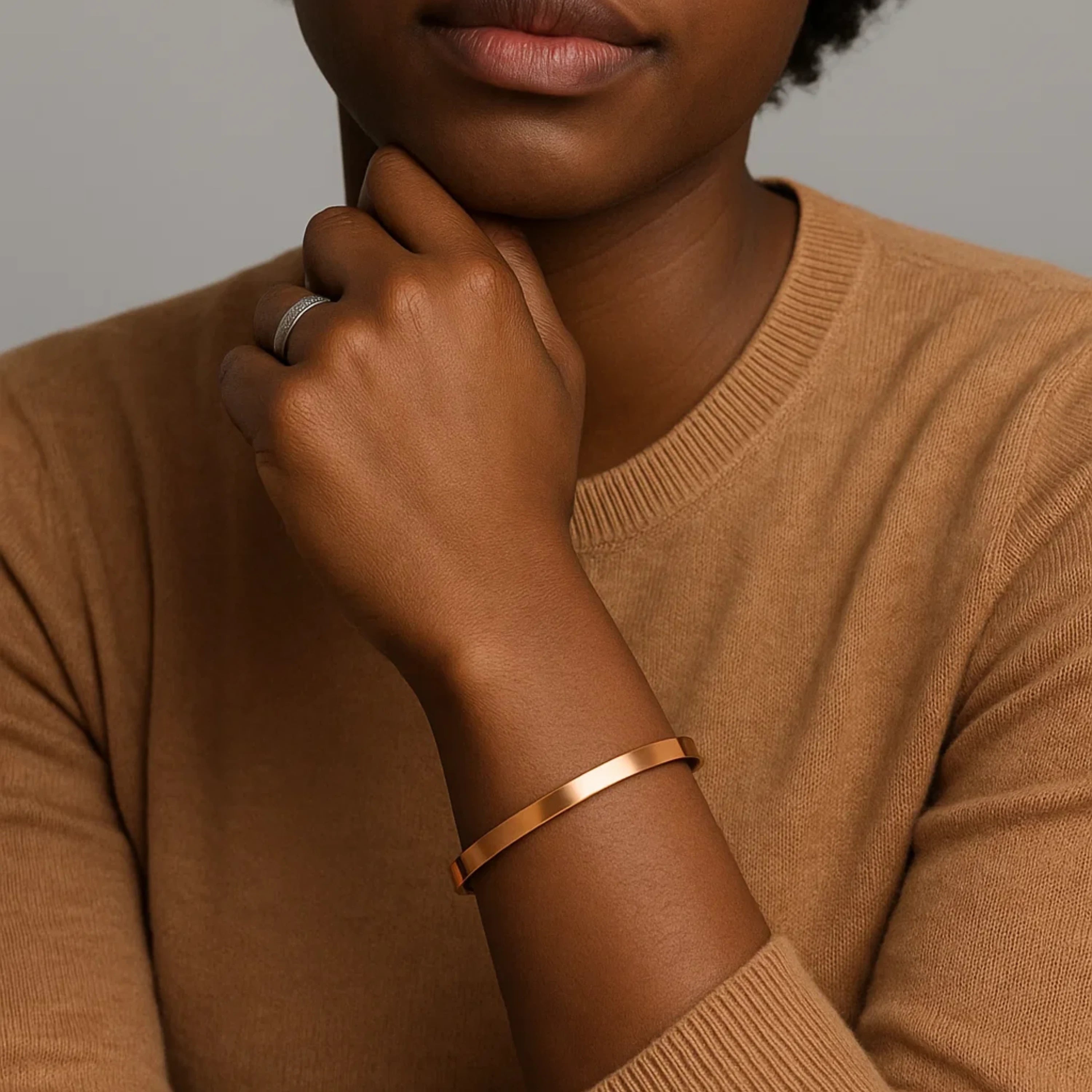 MagnetiGlow – Balance Your Energy, Elevate Your Style