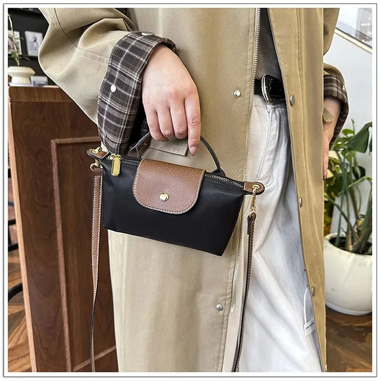 CarryGlow – Trendy Colorblock Mini Shoulder Bag for Women – 2025 Collection