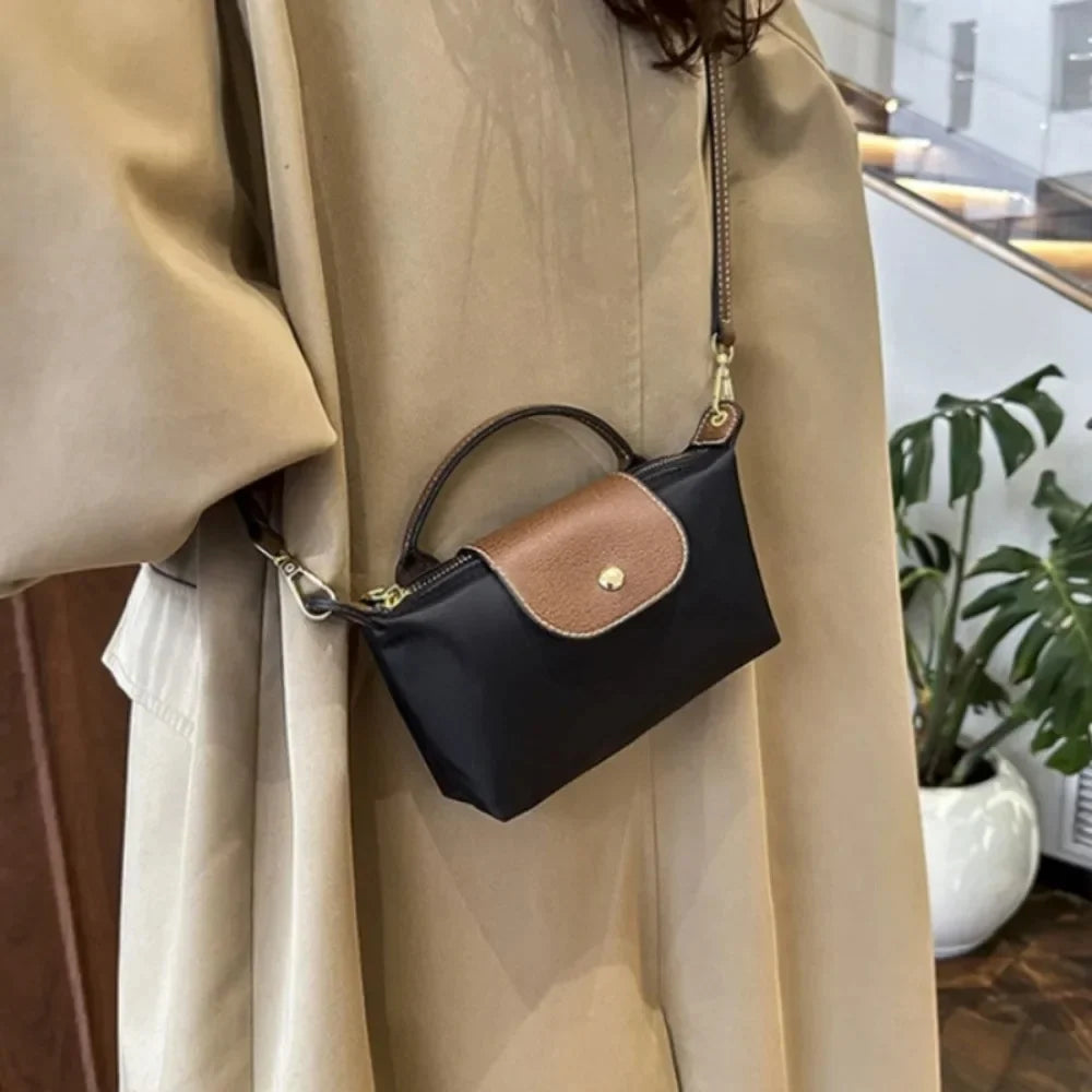 CarryGlow – Trendy Colorblock Mini Shoulder Bag for Women – 2025 Collection
